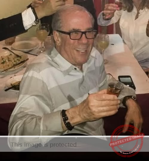 In Loving Memory of Howard Frum: A Beloved Member of the Chicago Community