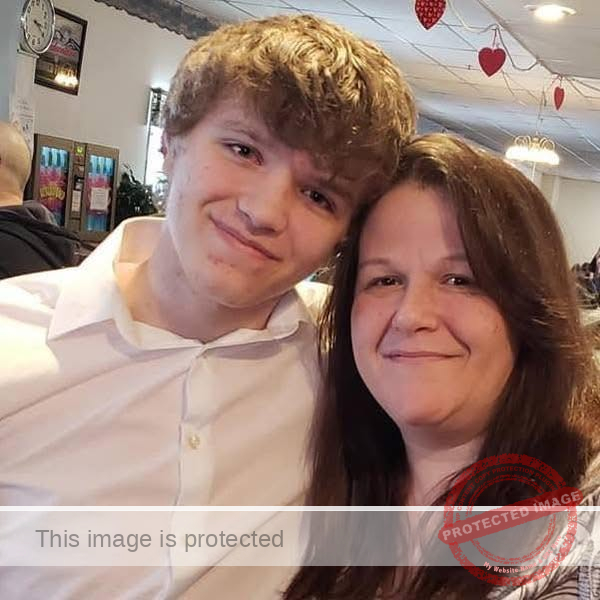 Chrissy Stucky, Dedicated Nurse and Compassionate Caregiver, Dies After Short Battle with Cancer