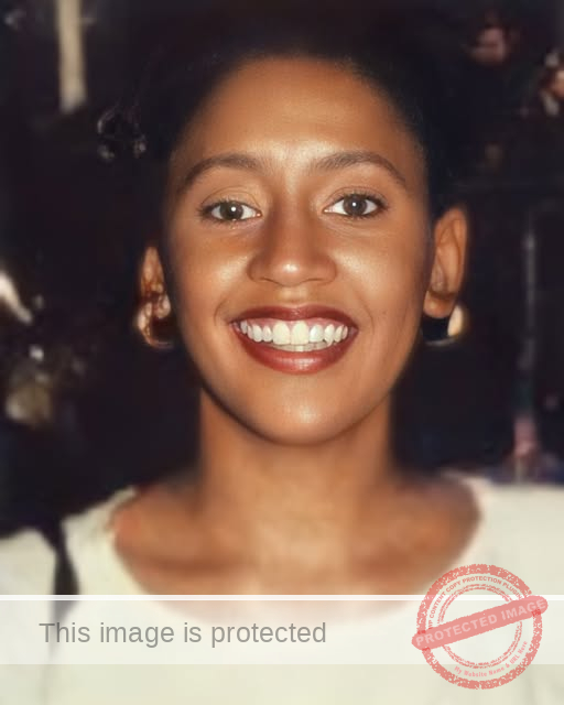 She Clocked Out from Work — and Never Made It Home: The Unsolved Disappearance of Lisa Flowers