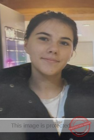 Missing Person Alert: 15-Year-Old Scarlett Last Seen in Bedford Town Centre