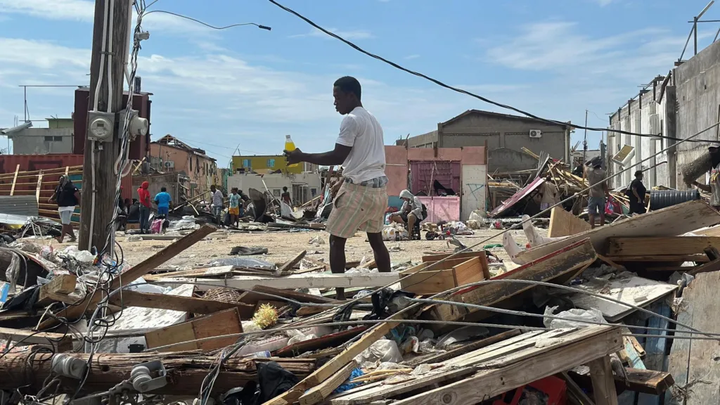 Chaos in Black River as Hurricane Melissa Ravages Jamaican Port City, Death Toll Rises